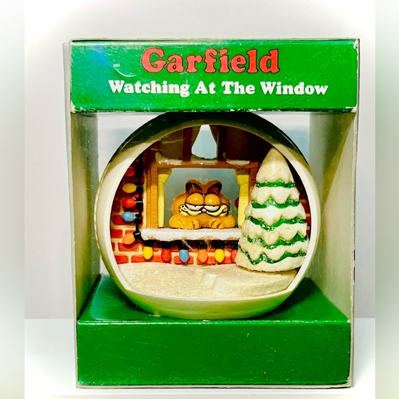 Enesco Other - VTG 1978 Garfield “Watching Out The Window” Ornament